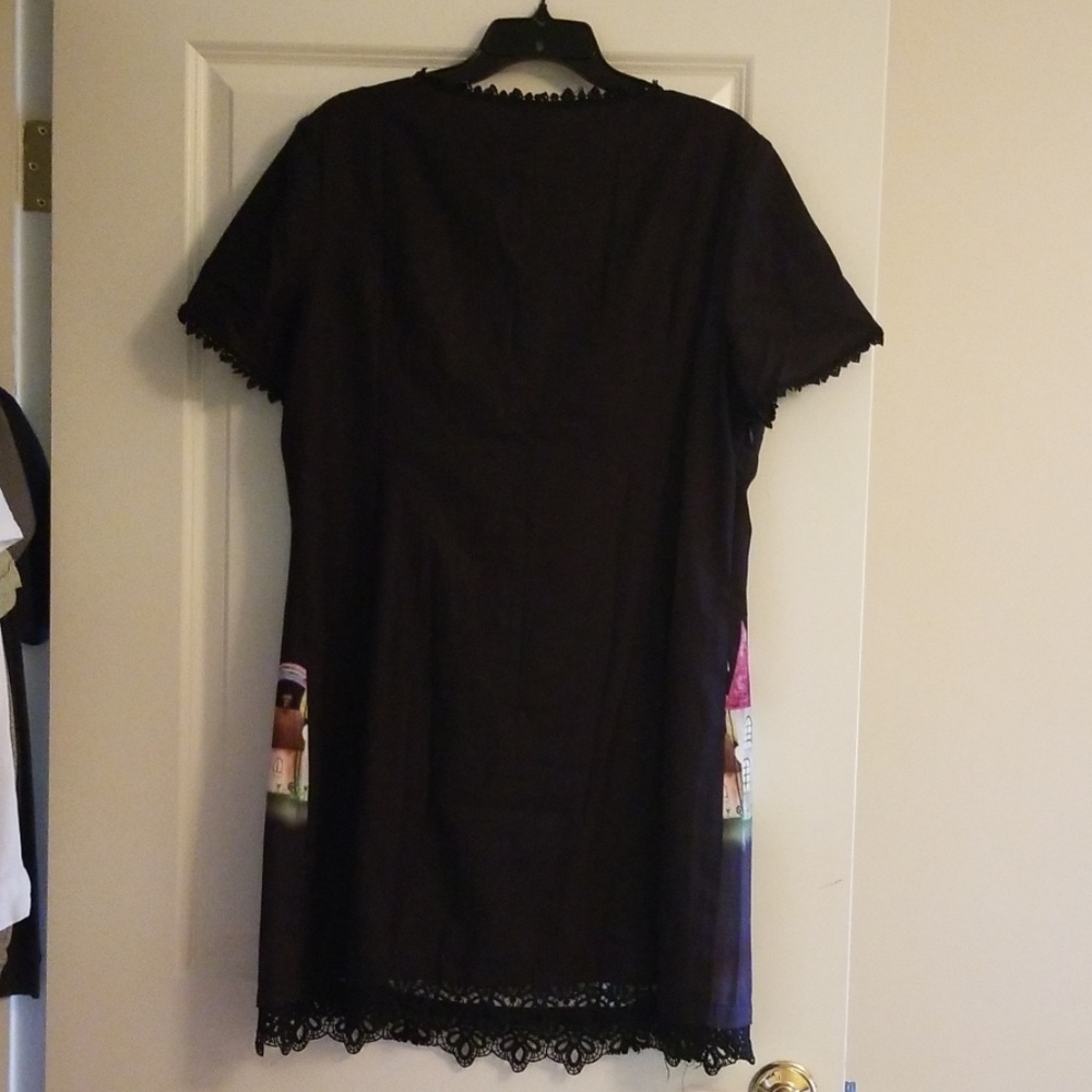 Dress - Picture 3 of 3
